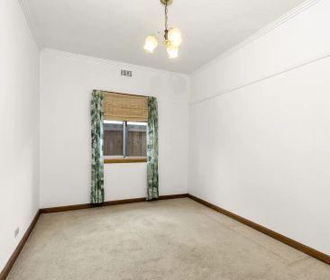 “Position Perfect!” - Photo 2