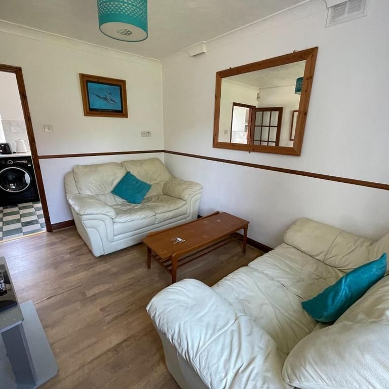 5 bedroom semi-detached house to rent - Photo 1