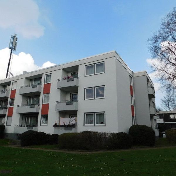 Altengerechte Wohnung mit Balkon in schöner Lage (WBS ab 60 Jahren erforderlich!) - Foto 1