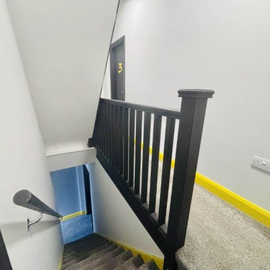 Gilpin Terrace (room 2*), Armley, Leeds - Photo 1