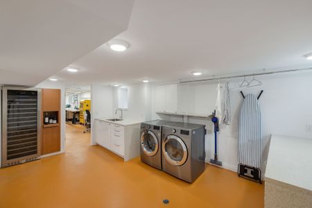 For Lease - 32 Borden Street, Toronto, Ontario - Photo 2