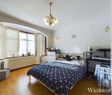 Brunswick Road, London, Uk, W5 - Photo 6