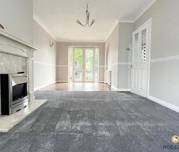 3 bedroom semi-detached house to rent - Photo 3