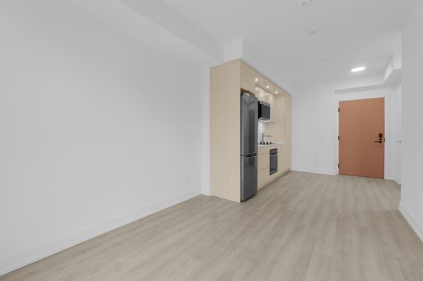 For Lease - 60 Central Park Roadway N/A Unit# 805, Toronto, Ontario - Photo 1