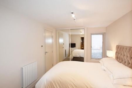 2 bedroom ground floor flat to rent - Photo 5