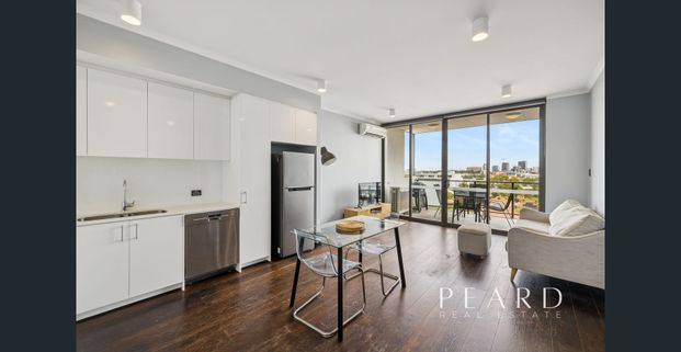 FURNISHED APARTMENT WITH SPECTACULAR VIEWS - Photo 1