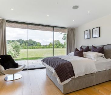 4 bedroom detached house to rent - Photo 5