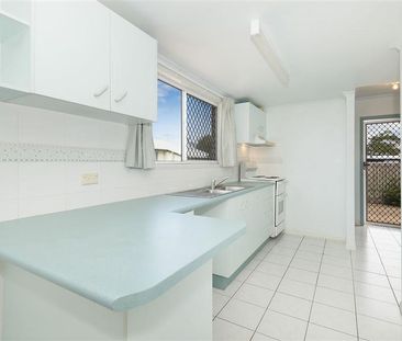 3/37 Granville Street, Pimlico QLD 4812 - Townhouse For Rent | Domain - Photo 3