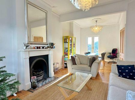 2 bedroom semi-detached house to rent - Photo 2