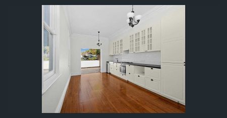 Charming 3-Bedroom Home in the Heart of Crows Nest - Photo 5