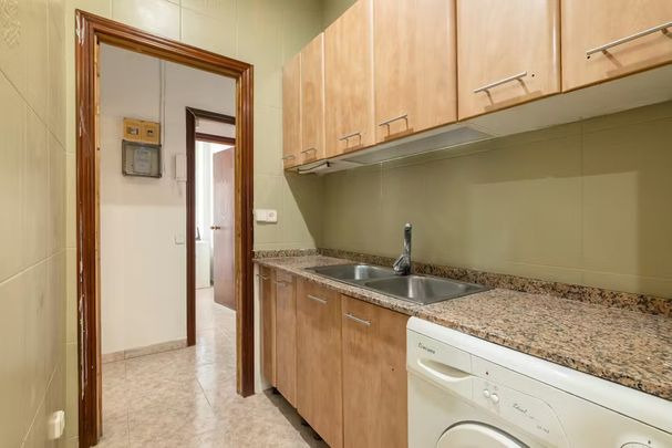 Carrer la Rambla, Barcelona, Catalonia 08002 - Photo 1