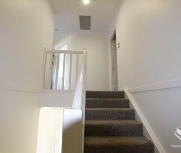 Location, location location - Photo 6