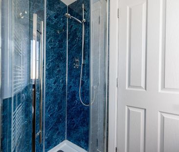 3 bedroom semi-detached house to rent - Photo 6