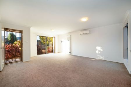 2 Bedroom Freestanding Home - Photo 2