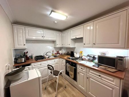 1 bedroom apartment to rent - Photo 4