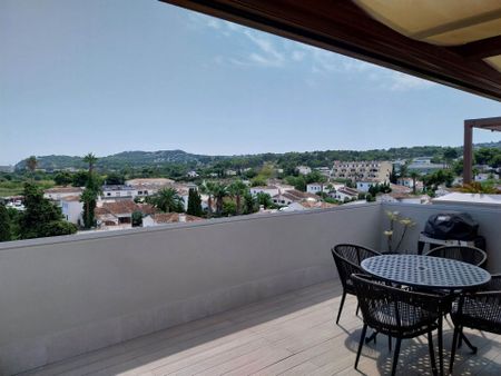Apartment in Jávea, for rent - Photo 2
