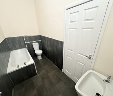 Studio 8, 41-43, Tulketh Crescent, Preston - Photo 1