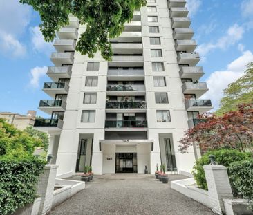 Governor’s Square - Photo 5