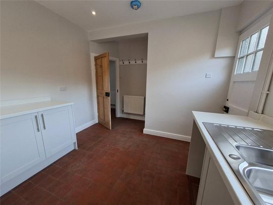 1 bedroom semi-detached house to rent - Photo 1