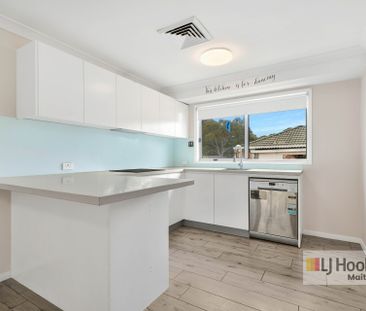 SPACIOUS FOUR-BEDROOM HOME! - Photo 6