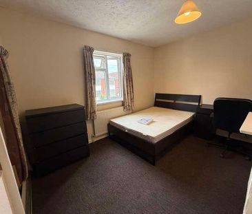 Broadlands Road, SO17 - Photo 1