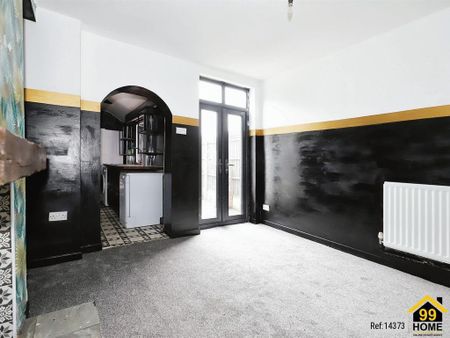 3 bedroom semi-detached house to rent - Photo 4