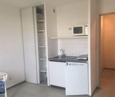 Location Appartement 1 pièce 18m² TOURS 37200 - Photo 2
