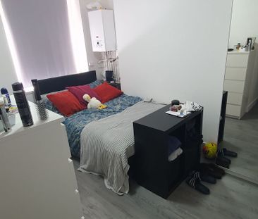 Flat 4, 212 Newport Road, Roath, Cardiff, CF24 1DN - Photo 5