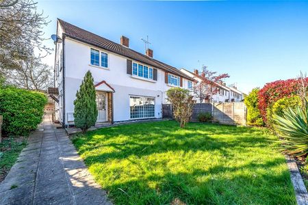 Three Corners, Bexleyheath, Kent, DA7 6HF - Photo 2