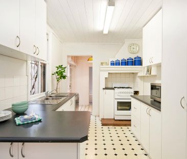 8 Ormond Street, Paddington - Photo 6