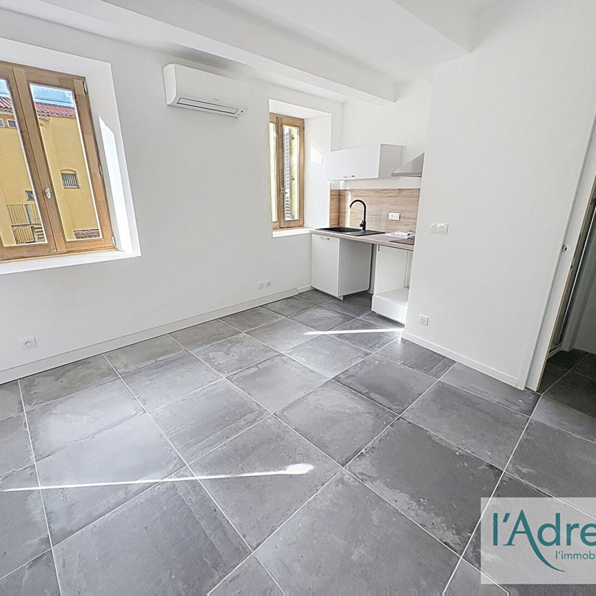 Location Appartement 2 pièces 24m² - Photo 1