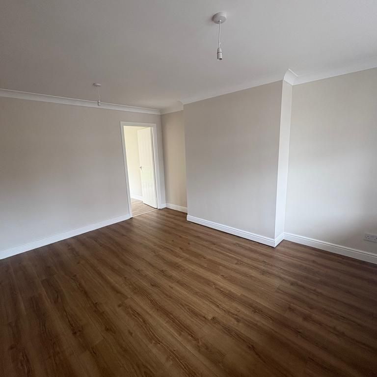 3 bedroom detached house to rent - Photo 1