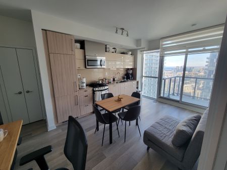 For Lease - 290 Adelaide Street Unit# 3812, Toronto, Ontario - Photo 2