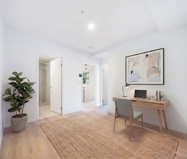 Brand New Executive Coastal Living Apartment! - Photo 3