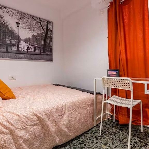 Calle Oriente, Valencia, Valencian Community 46006 - Photo 1