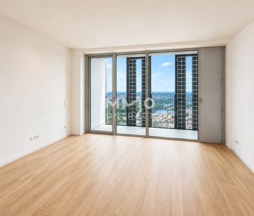 Wohnen am Wasser: 47. Etage DC2 Tower inkl. 16qm Loggia ERSTBEZUG - Photo 3