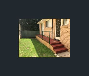 Comfortable Three-Bedroom Home in a Convenient Location - Photo 3