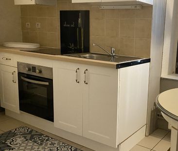 Location Appartement 3 pièces 50m² - Photo 3