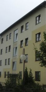 Kleine Wohnung mit Loggia - Foto 3