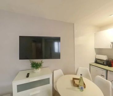Piso de alquiler en Ronda de Valencia, Embajadores - Lavapiés - Photo 2