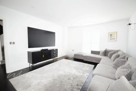 4 bedroom detached house to rent - Photo 3