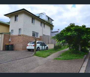 4/3 Rankin Street, Indooroopilly QLD 4068 - Photo 5