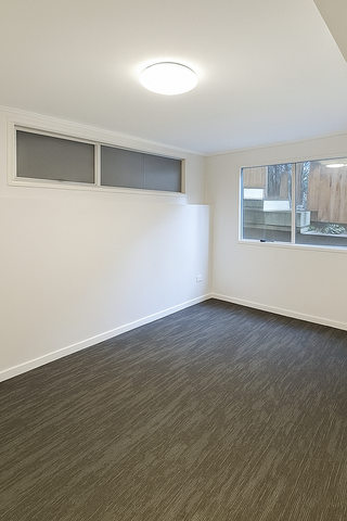 3 Rooms Available – Freshly Renovated - Photo 4