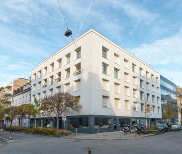 In gepflegtem Mehrfamilienhaus komfortabel Wohnen - Foto 1