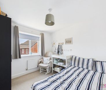 2 bedroom end of terrace house to rent - Photo 4