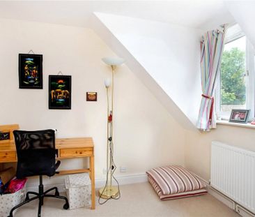 4 Bedroom House - Swanmore Road, Swanmore - Photo 6