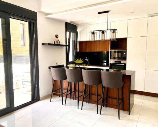 THREE-BEDROOM VILLA – ORIHUELA COSTA - Photo 1