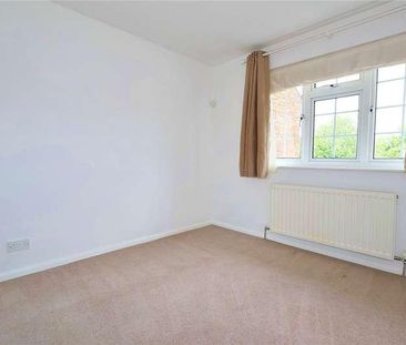 Mount Hermon Road, Woking, Surrey, GU22 - Photo 4