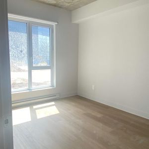 2 CH - 1 SDB - Montreal - $2,090 /mo - Photo 2