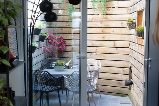 HIPPE WONING TE HUUR AAN HET ASTRIDPARK IN KORTRIJK - Foto 1